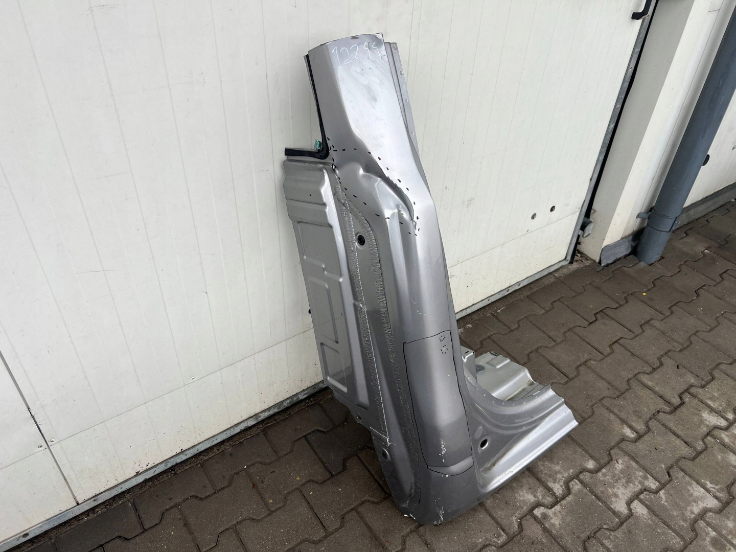 quarter rear corner paka threshold Dodge Ram 1500 2019+