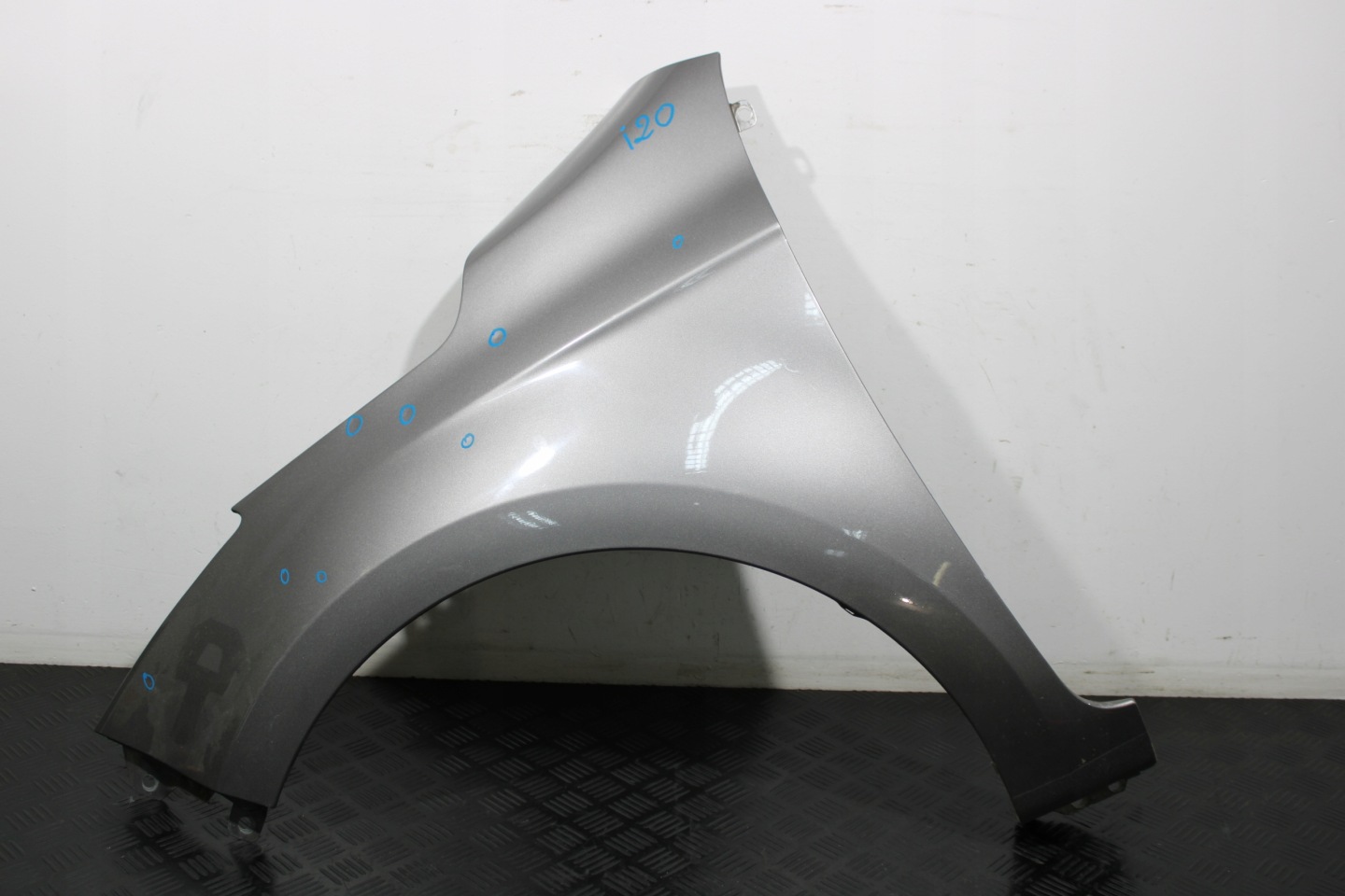 fender left front front HYUNDAI I20 and 1 LIFT