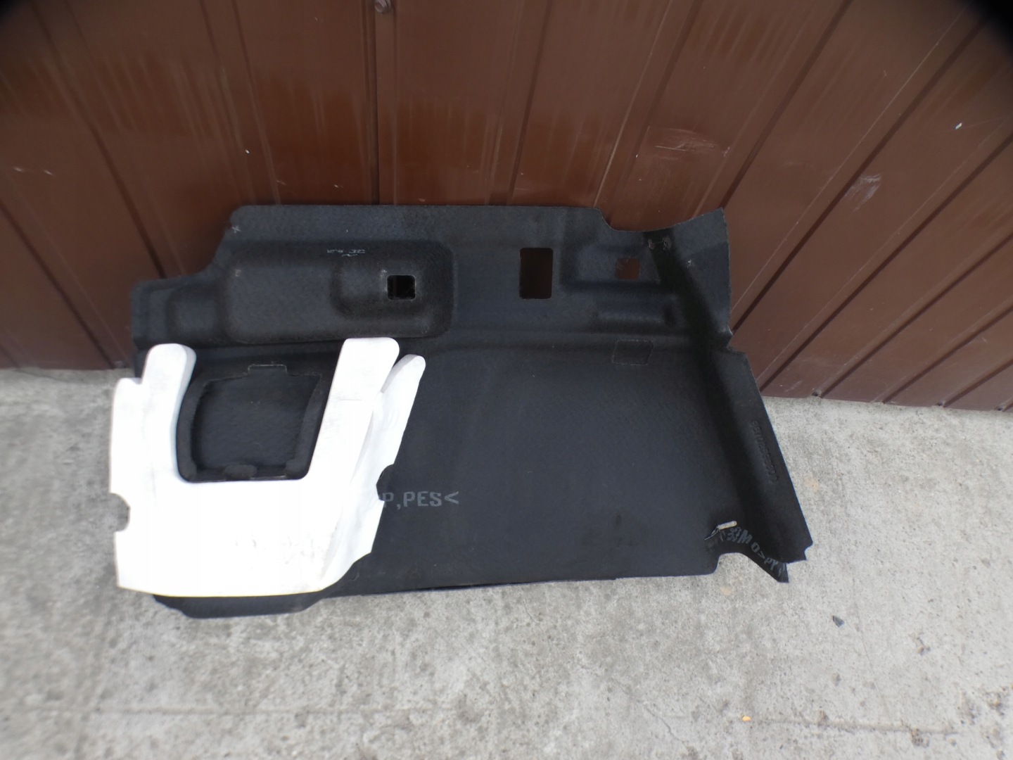 boot side left right Citroen C4 II B7