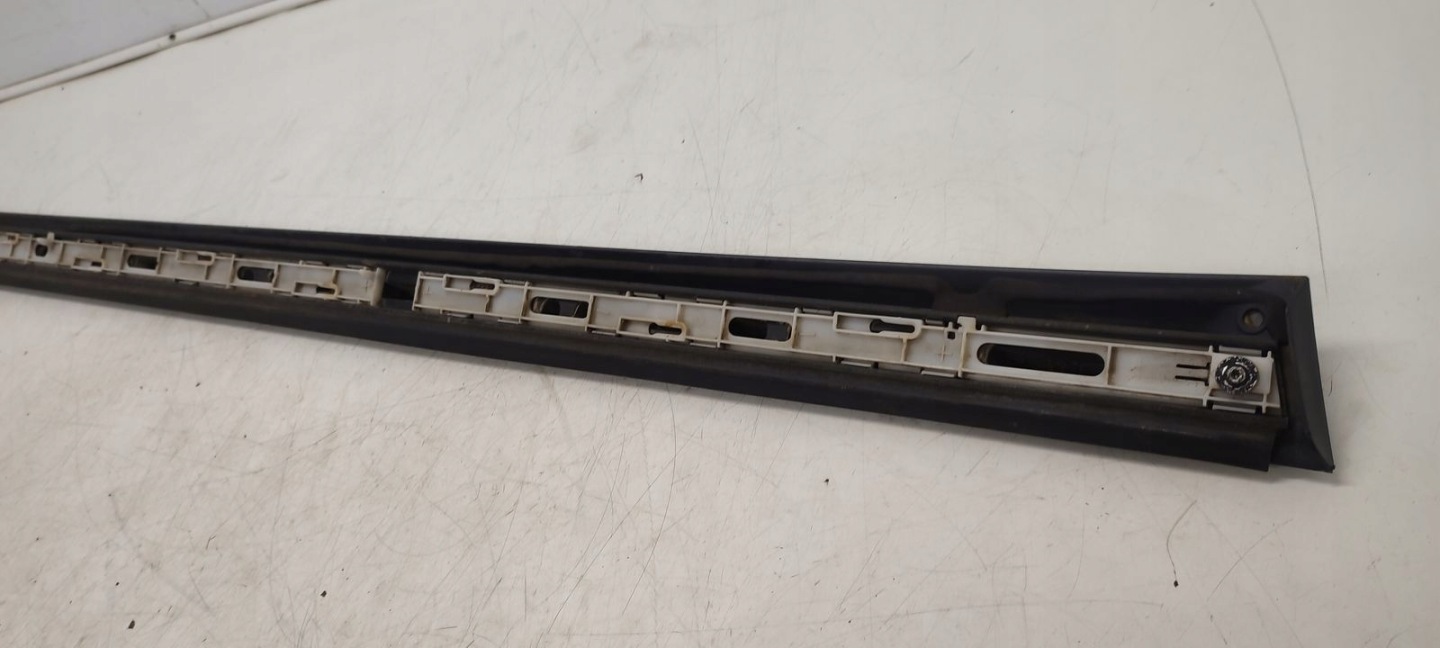 moulding door right front Audi A6 C6 3,0 TDI Allroad