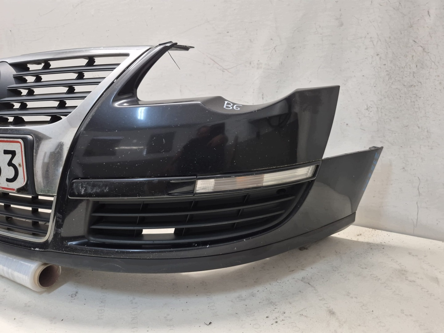 VW PASSAT B6 3C0 06- bumper front front grill 3C0807221A