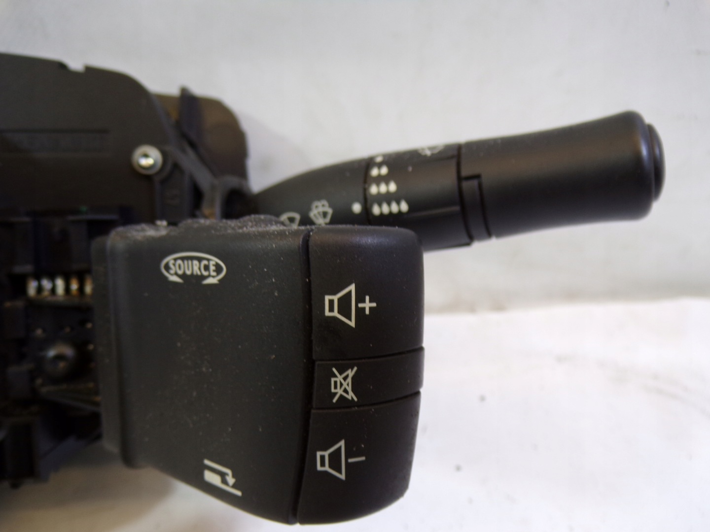 DEVIO LUCI TERGICRISTALLO TERGI RENAULT MEGANE II 8200216465 (0)