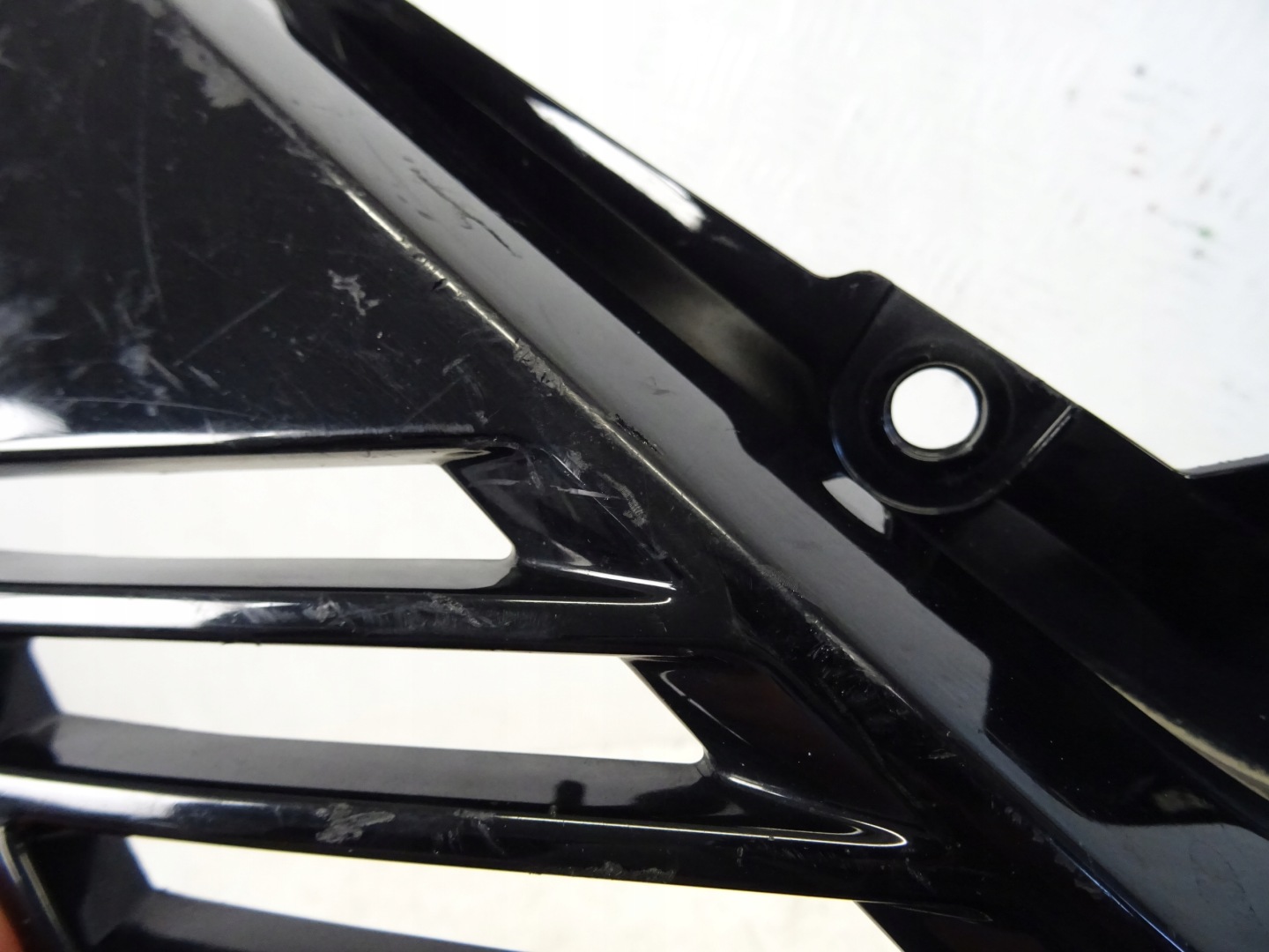 grille grid of a bumper front front NISSAN QASHQAI II LIFT 62070-HV00A