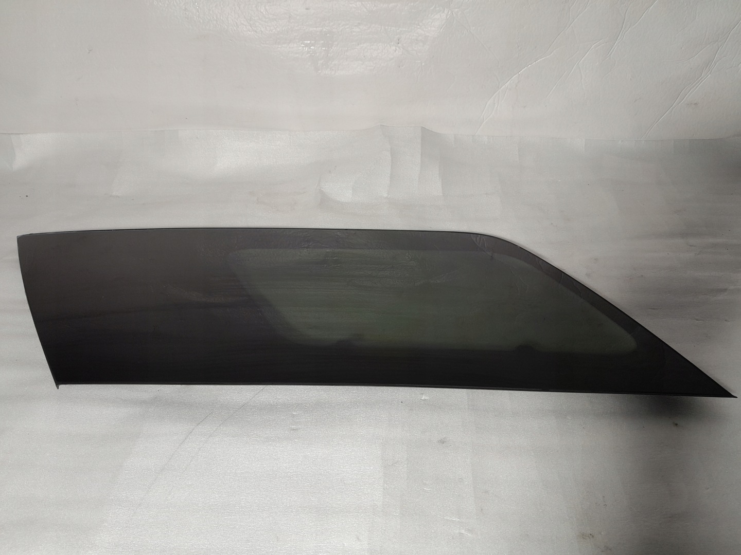 KIA CARNIVAL 2022 window bodywork left 87810-R0020