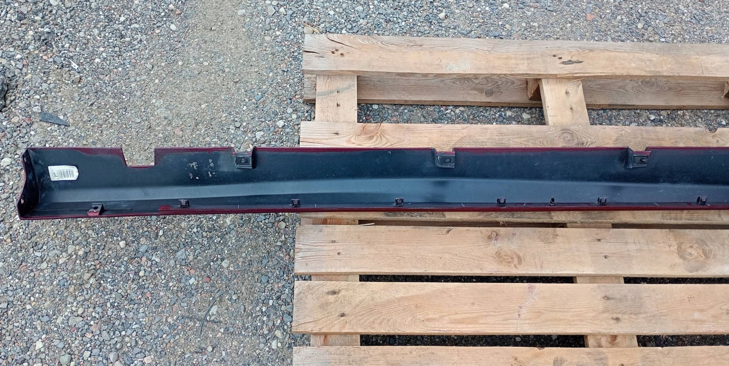 moulding threshold cap of the threshold threshold left Dodge Charger SRT 6.4 2015