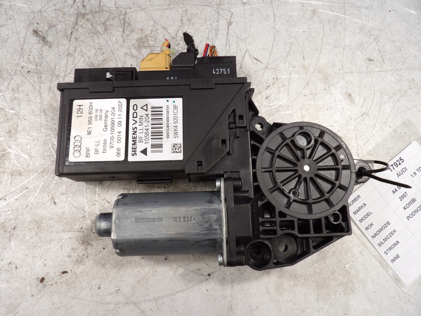Audi A4 B7 mini motor windows front right 8E1959802H 105841-204