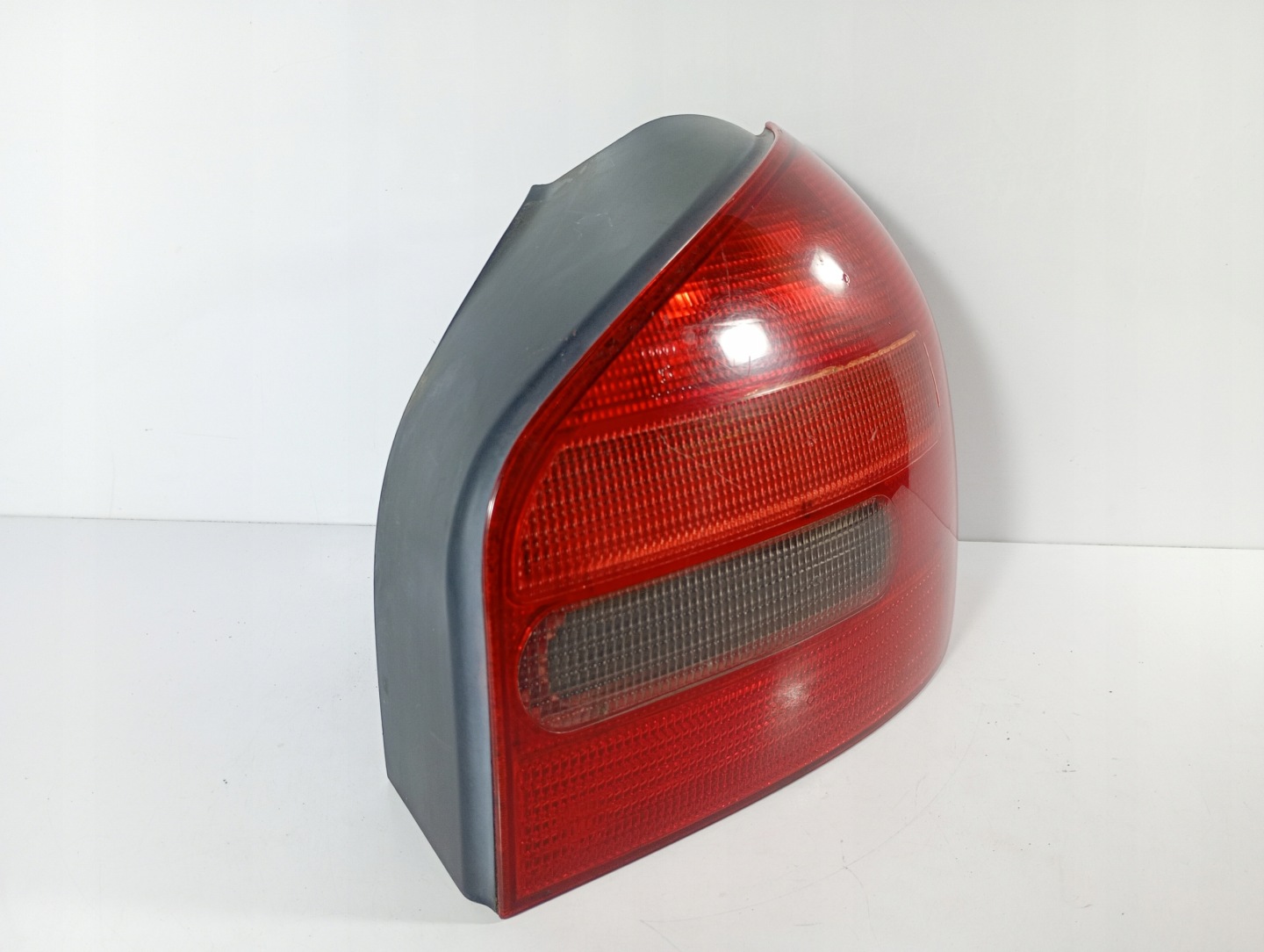 Audi A3 8L FL 96-03 light right rear rear part OE 8L0945096