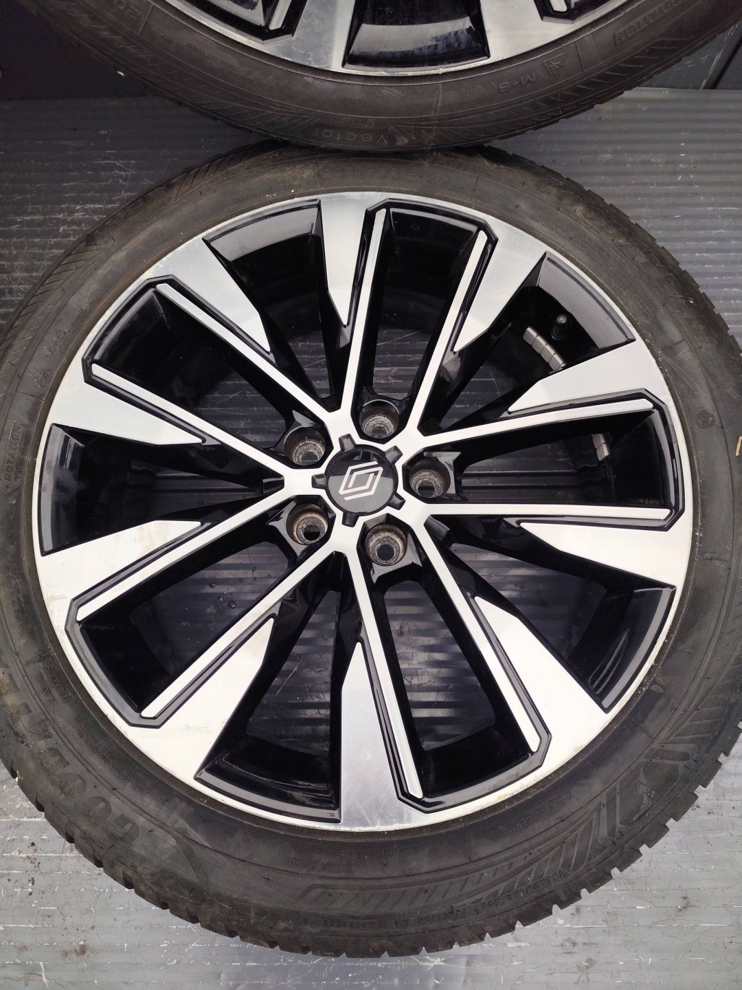 RENAULT AUSTRAL wheels discs ALU 205/55/19