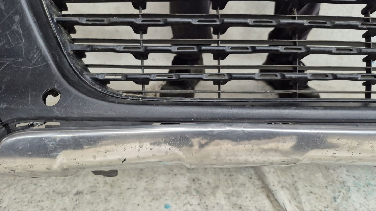 PEUGEOT 2008 and 1 LIFT 16-19 bumper front front PDC