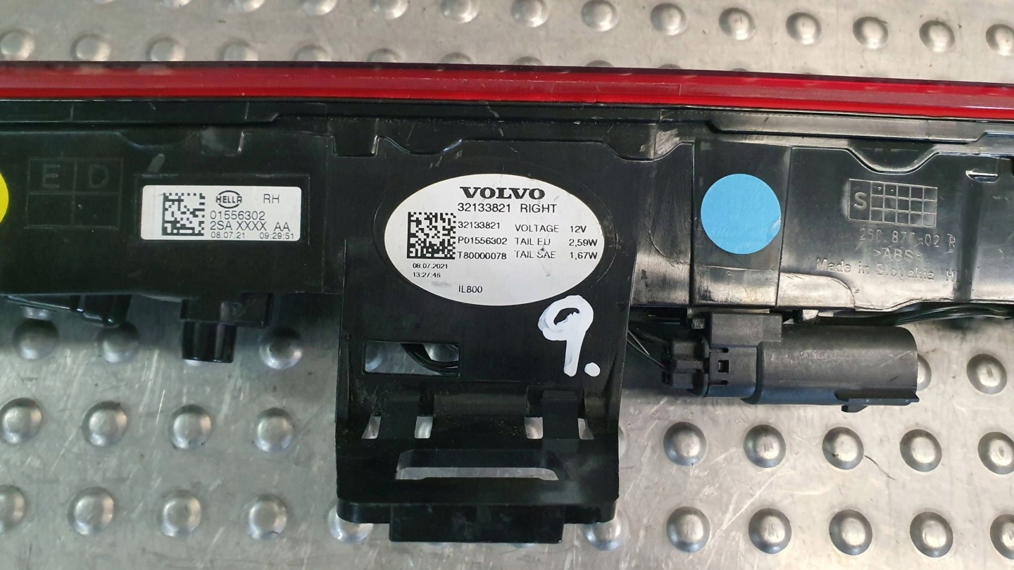 light rear part right VOLVO C40 21- 32133821