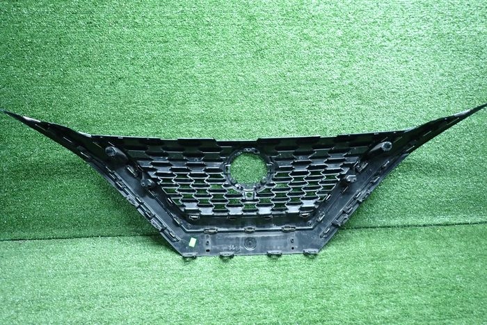 NISSAN QASHQAI III 21-24 Grille