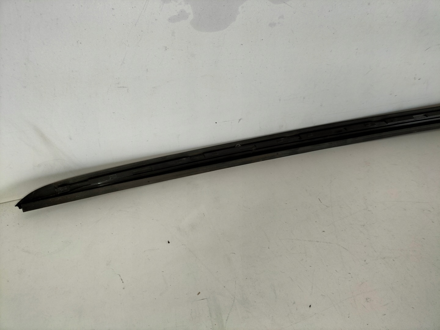 moulding windows przedniej czolowej right vertical KIA PROCEED PRO CEED III 19