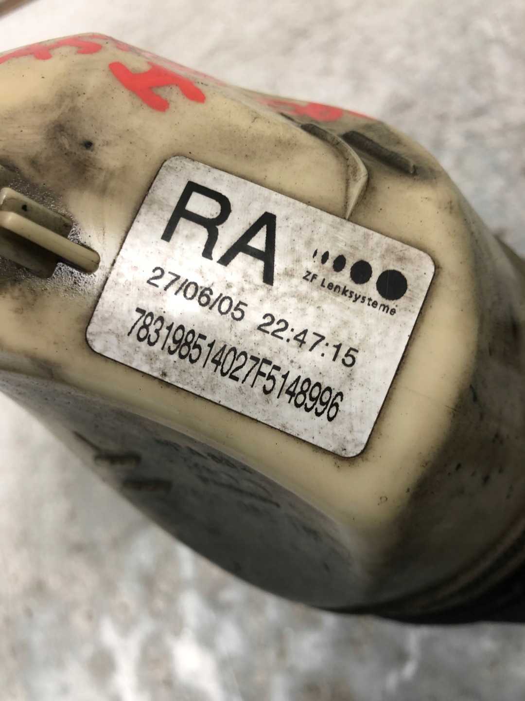 Pompa servosterzo OPEL ASTRA H 13192897
