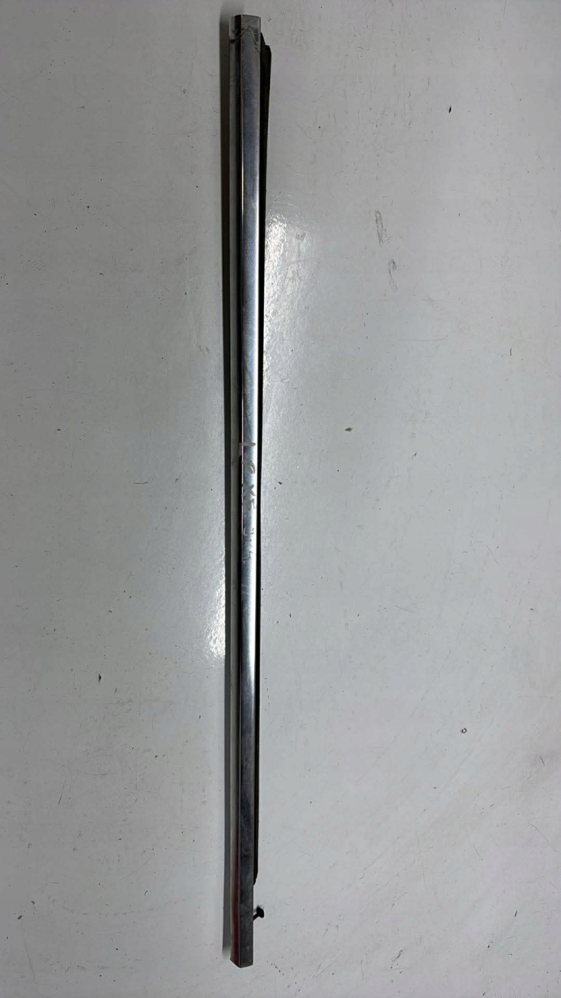 moulding dust door left front left front JAGUAR XE X760