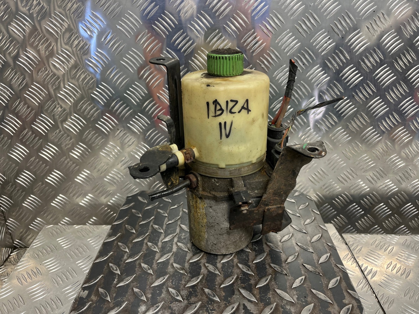 servo pump electrical SEAT IBIZA 4 6R0423156A