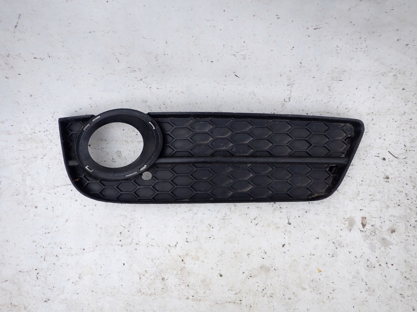 AUDI A5 8T 07- grid of a bumper right front