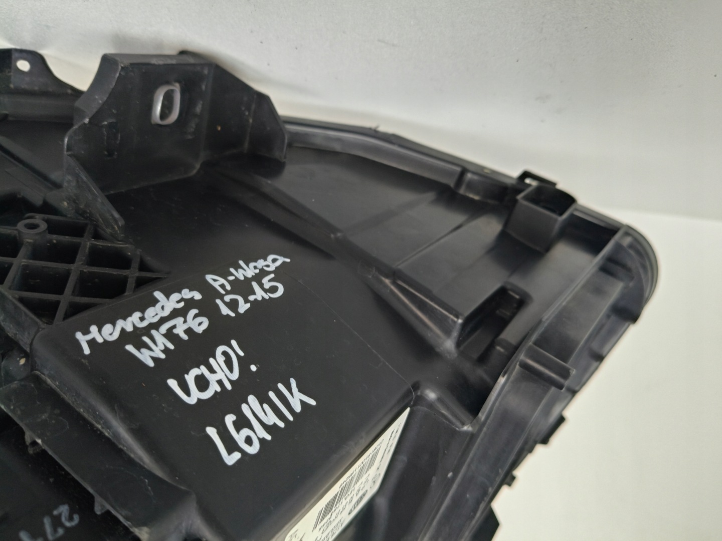 light right REFLEKTOR MERCEDES A-KLASA W176 12