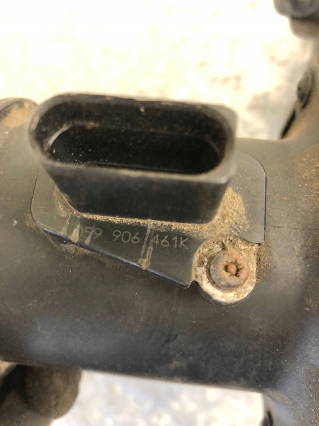 Obal filtra vzduchový AUDI A8 D3 4E0907135A