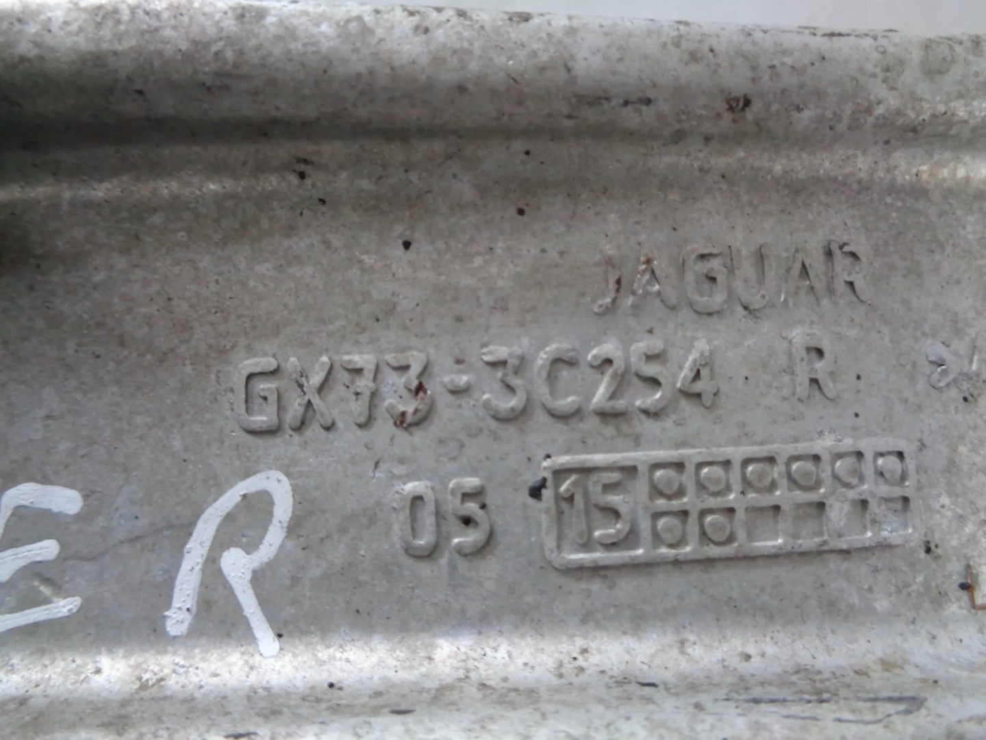 JAGUAR XE 2.0D 15-24 ARM LOWER RIGHT FRONT GX733C254R