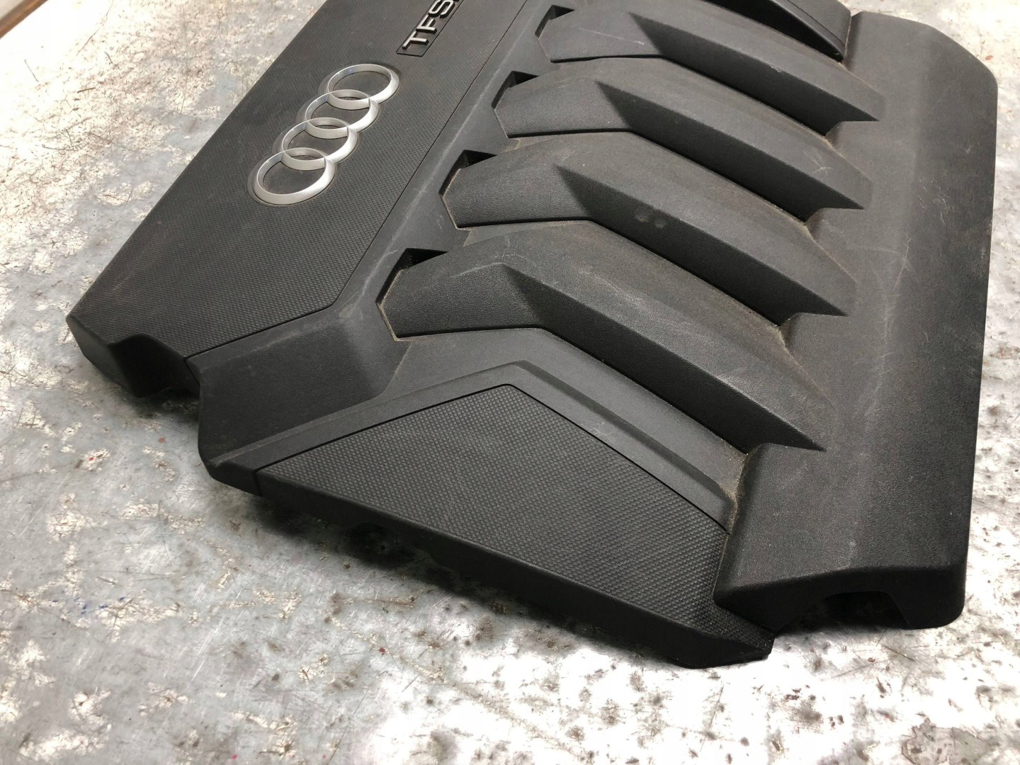 cover motor cover AUDI A3 8V 06K103925BD