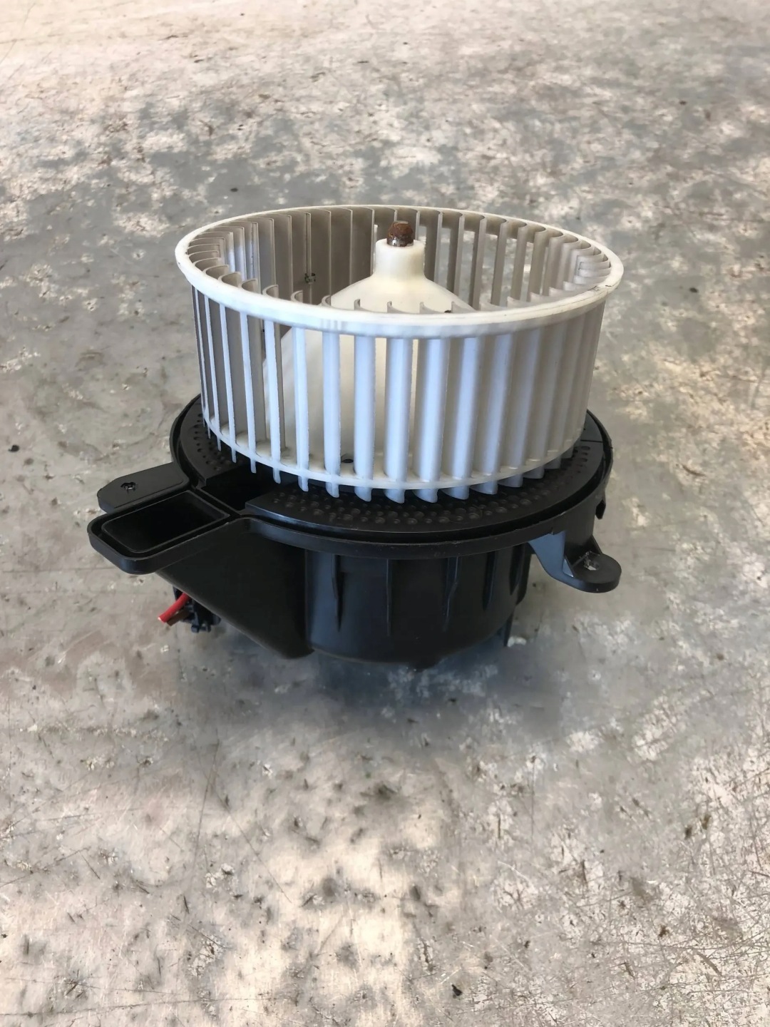 heating fan SEAT IBIZA V 2Q1819021