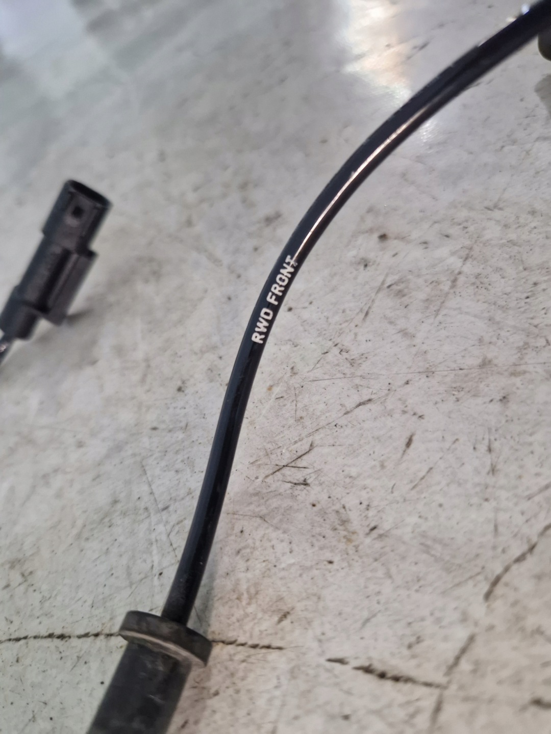 DODGE CHARGER 2015- sensor ABS right left front