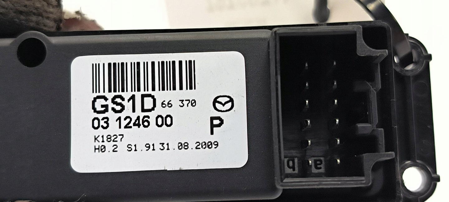 button GS1D66370 MAZDA 6 II
