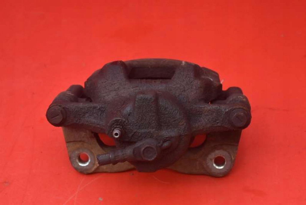 caliper brake left front TOYOTA AURIS 2 II 1.2 T 116 KM 15-18