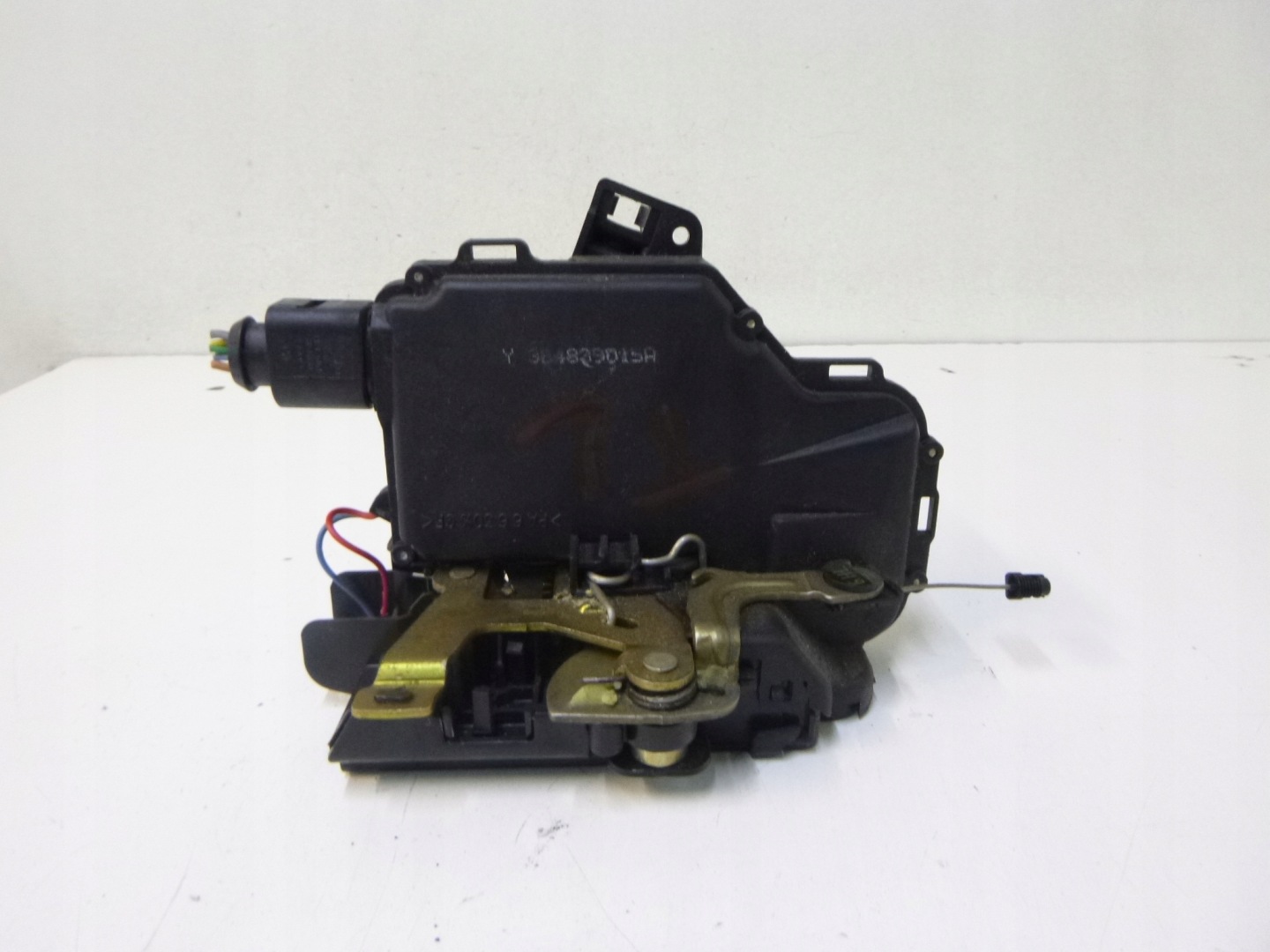 lock rear part left Skoda Octavia Liftback 1998