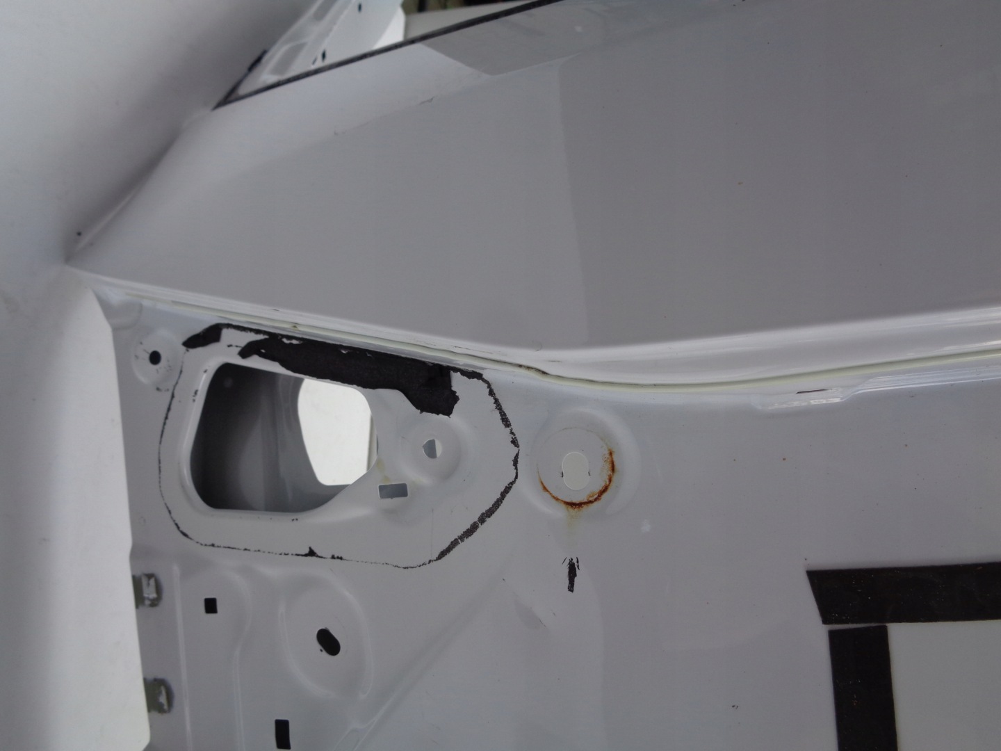 boot doors MAZDA 3 13- NR 46737
