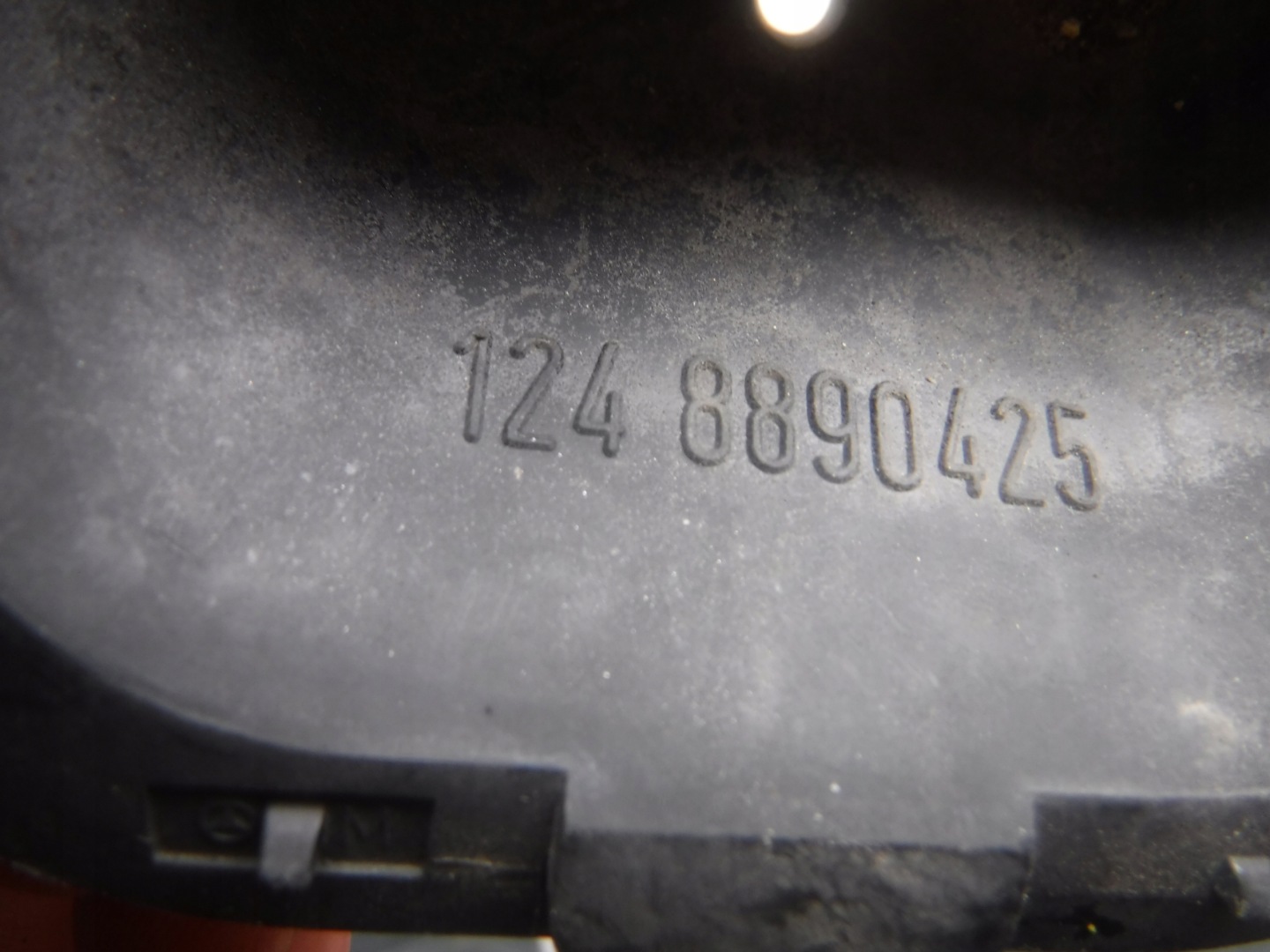 MERCEDES W124 Blende Abdeckung DYSZY der Spritzdüse