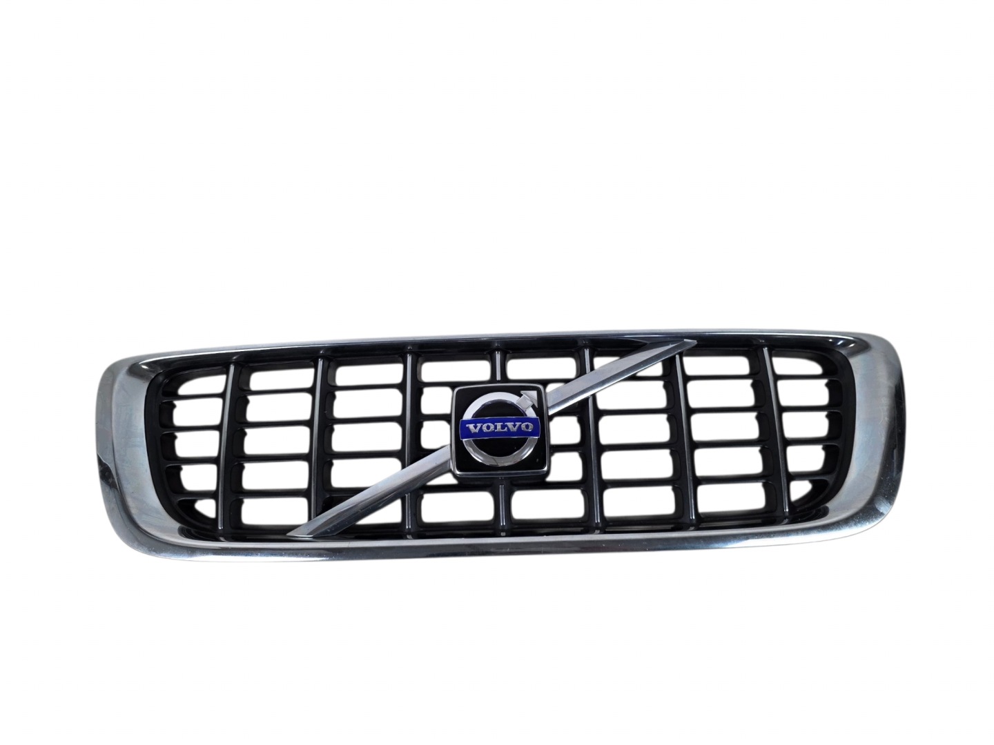 VOLVO V70 2008 grille complete original. nice 31255500