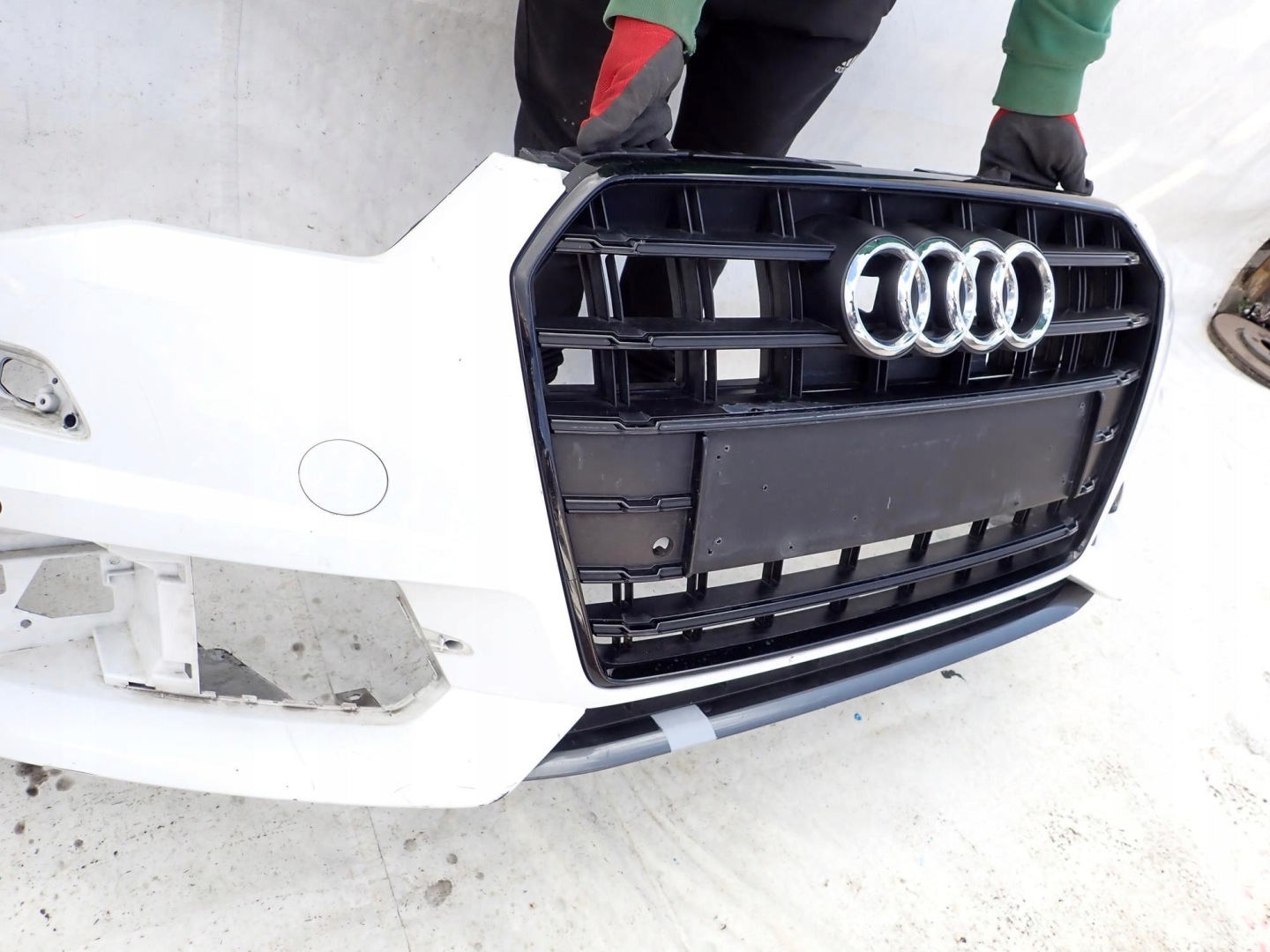 AUDI S6 C7 4G LIFT 14-18 bumper front washer PDC
