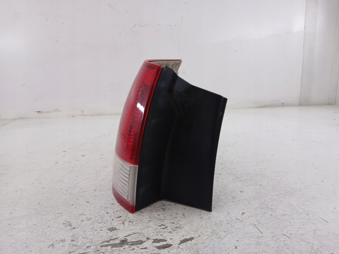 OPEL VECTRA C KOMBI light left rear part
