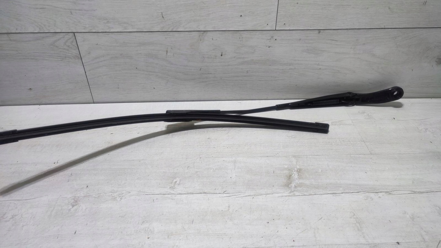 wiper arm left Alfa Romeo Giulia