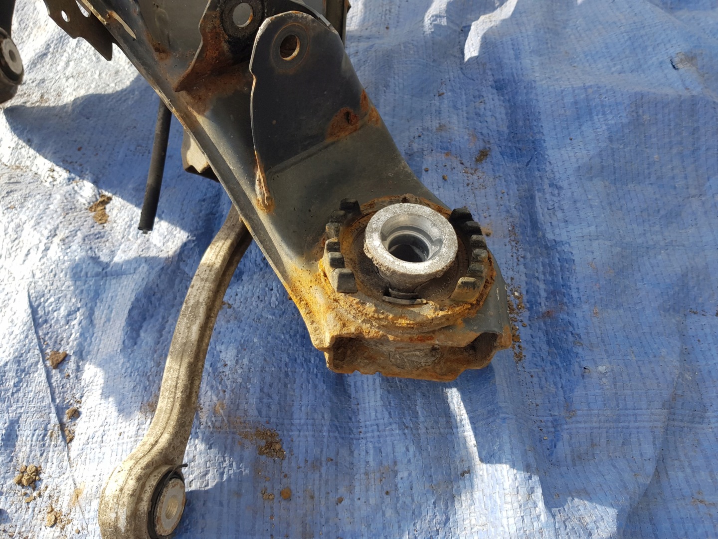 axle beam rear part MERCEDES W207 C207 sider subframe axle beam