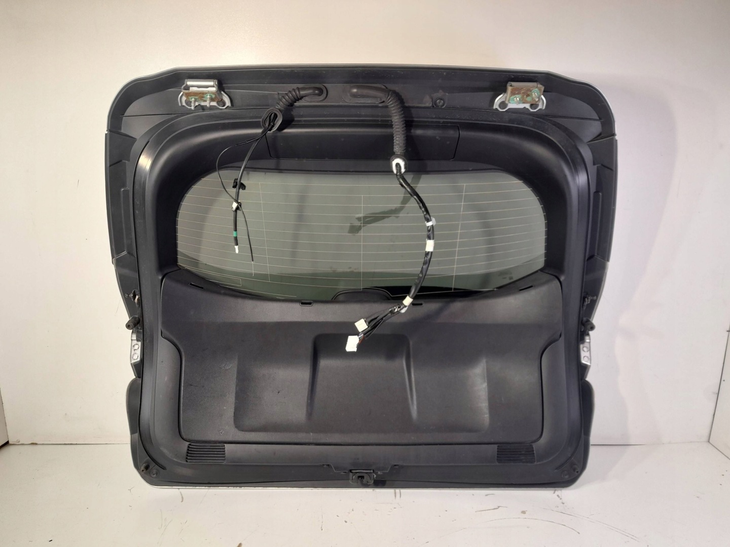 Toyota Corolla E21Kombi trunk door boot (H204)