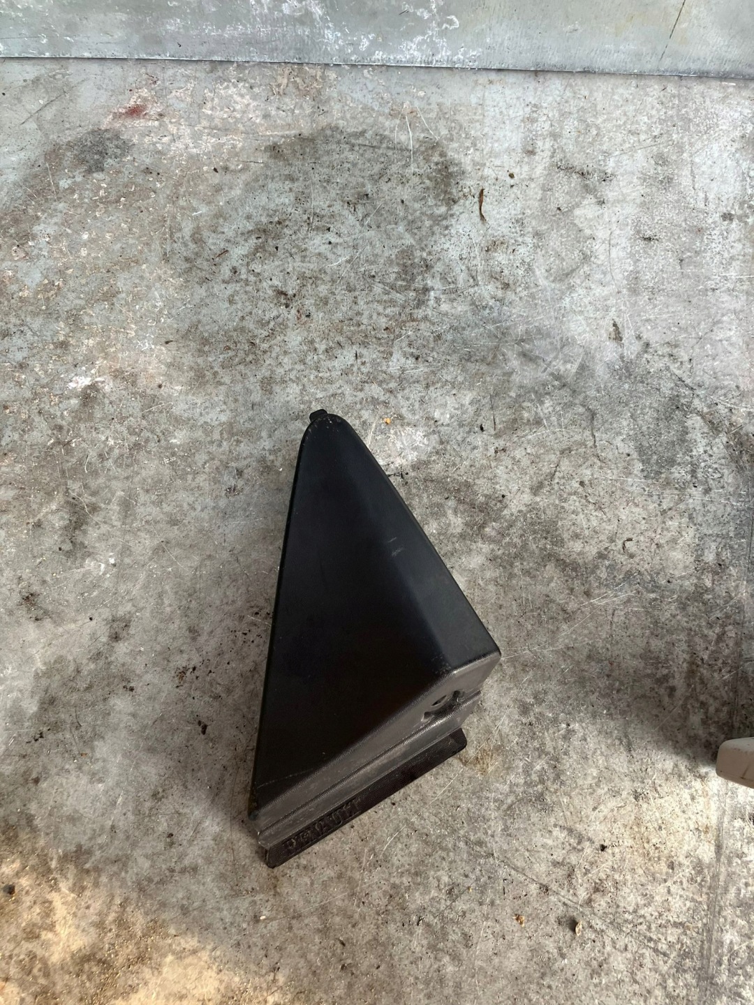 TROJKAT parafango Destra RENAULT ZOE 638744980R