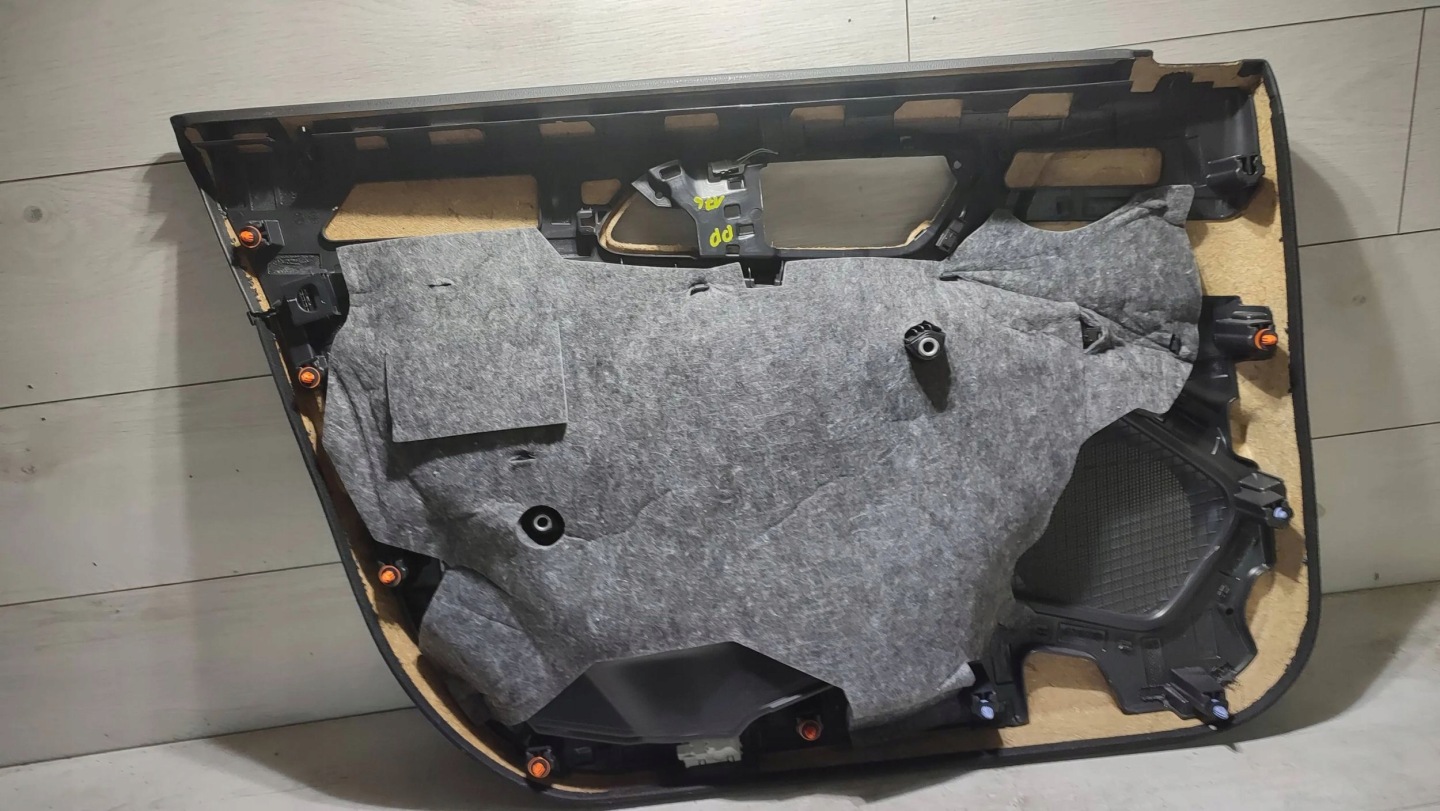 Mercedes-Benz A W176 2017 front side right side upholstery door