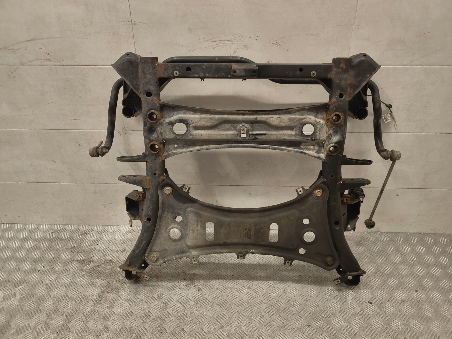 BMW X3 F25 sider axle beam front 6787915 6788710