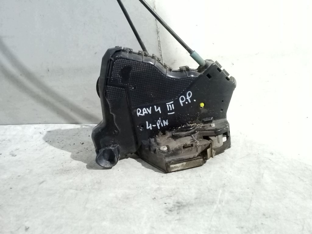 Toyota Rav4 III 3 lock right front 4 PIN