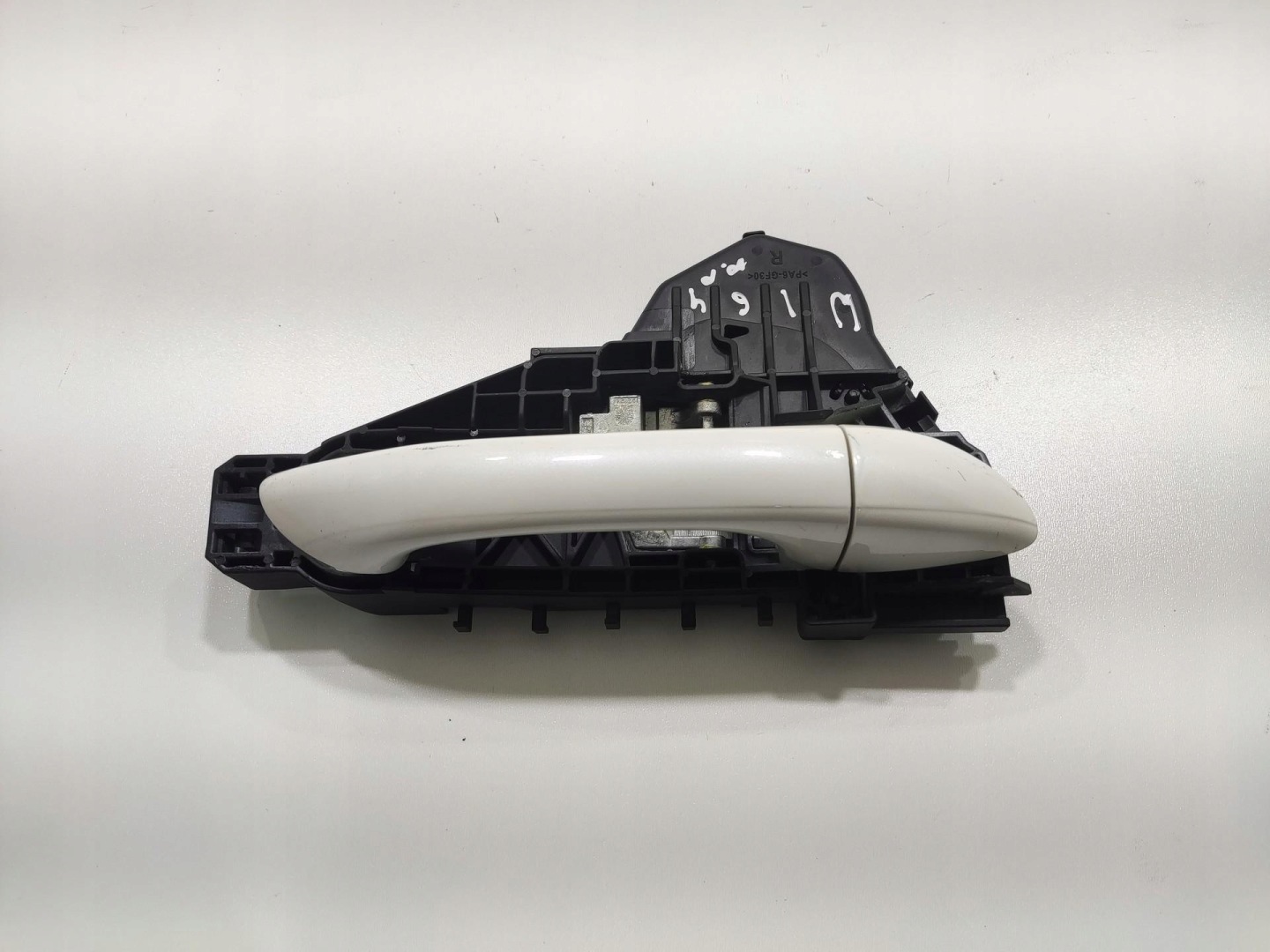 handle door right right front MERCEDES ML W164 LIFT 2009-2011 A1643000104