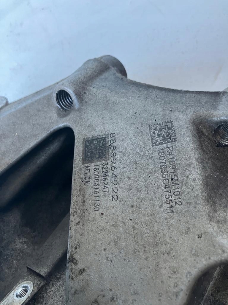 otoč čepu pravý záď VOLVO XC40 2.0 D4 32246247