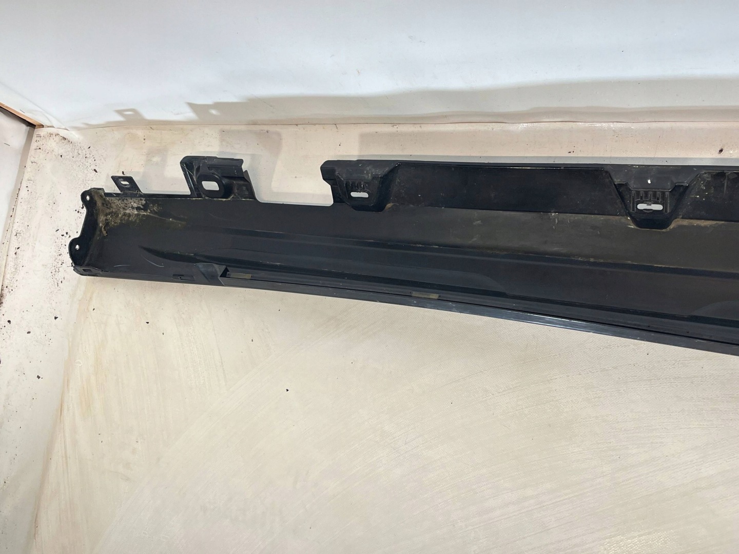 moulding threshold left side Mercedes-Benz EQS X296 2966984800 !A