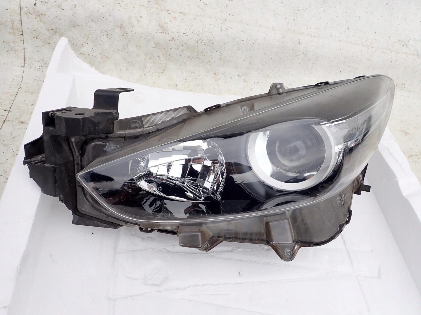 MAZDA 3 III LIFT 16-18 light front front left