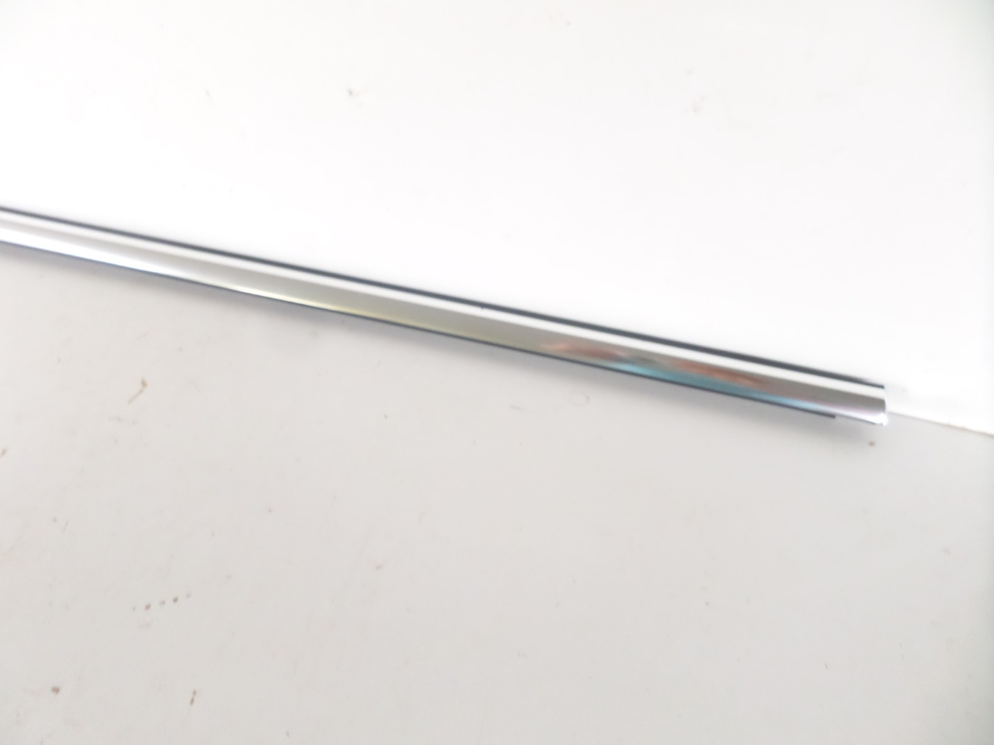 moulding dust rear right VW TIGUAN II 16