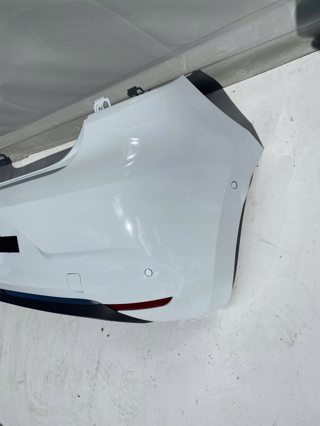 RENAULT CLIO V BUMPER REAR REAR PART 6 PDC BIALY OV369