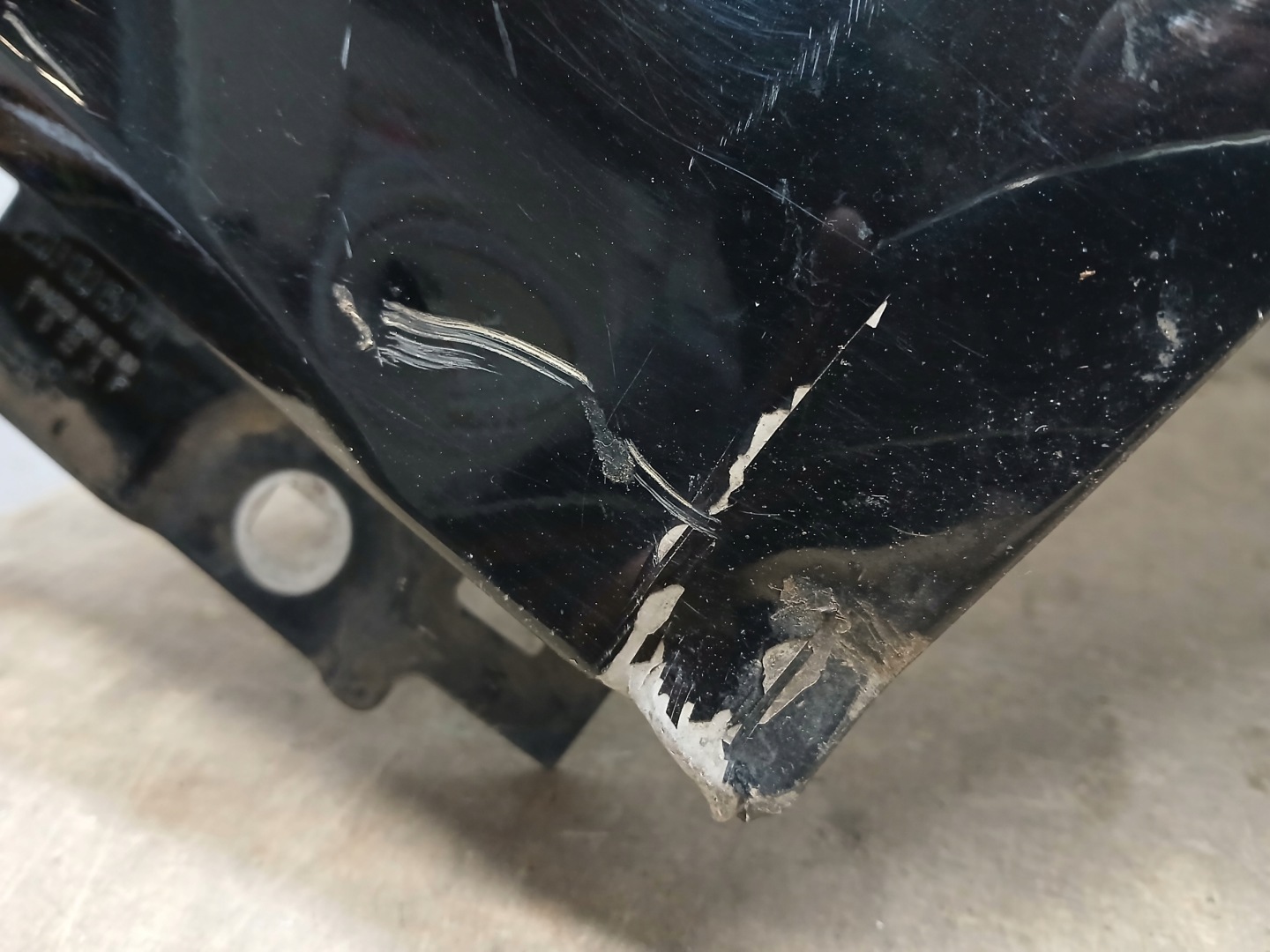fender front right MERCEDES S KLASA W223 A223