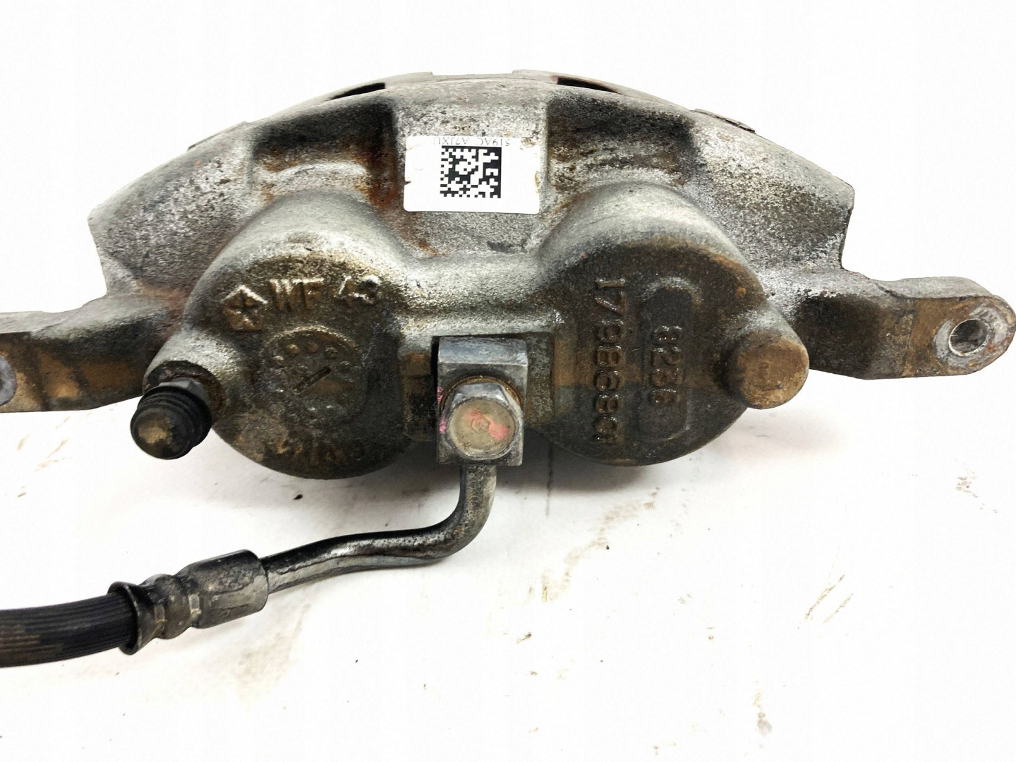 caliper brake right front Chrysler Pacifica 2017-2020