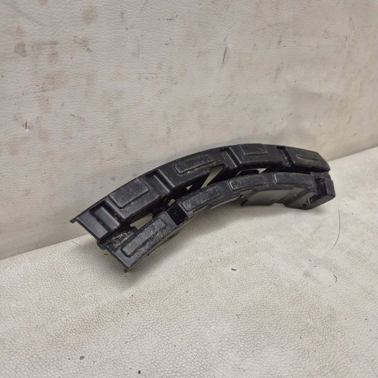 SEAT ATECA 16-> Support plaque Support Gauche Avant Avant